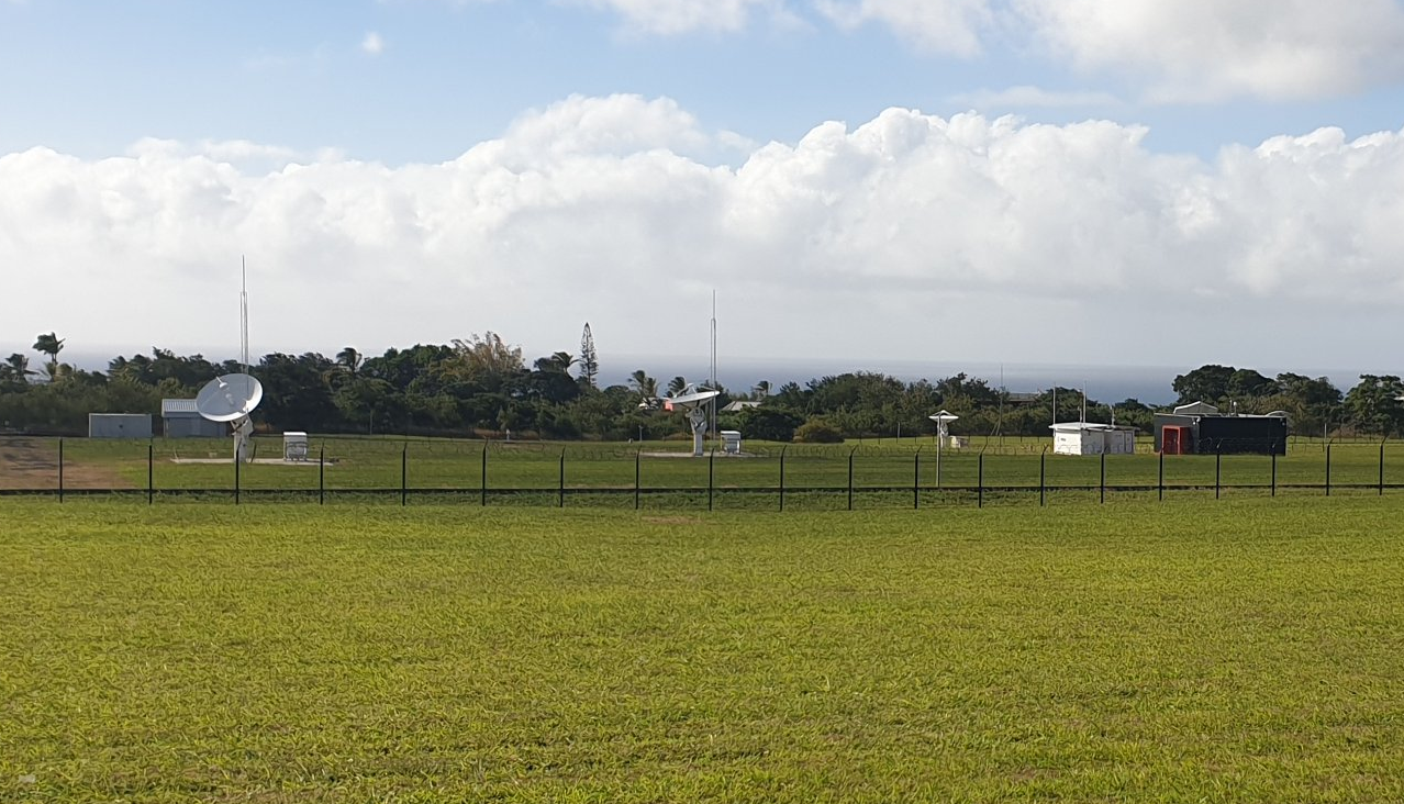 3 of the nominally functional uplink dishes, Réunion Island